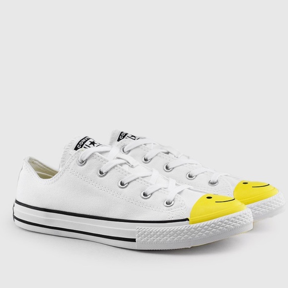 😃NWB CONVERSE KIDS SIZE 6 WHICH IS A 7.5 WOMENS - Picture 6 of 7